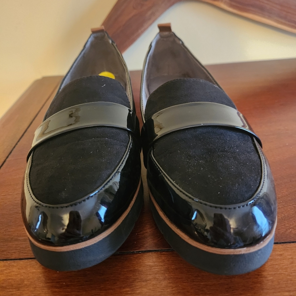 Dr. Scholl's Black and Tan ‘Watson’ Loafers for Women